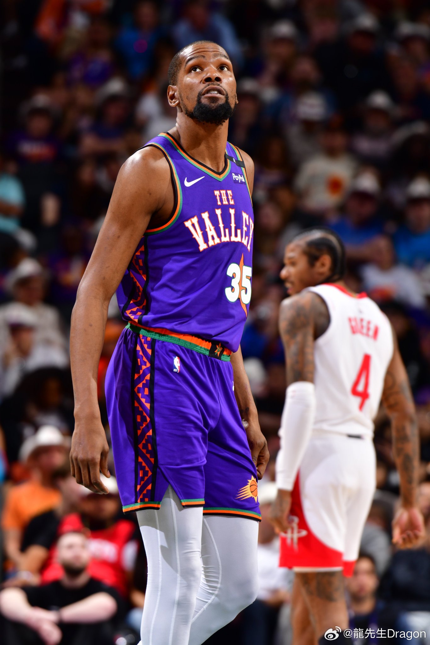 开云中国官网杜兰特回归赛场，爆冷首场状态亮眼，TL观众沸腾！(杜兰特回归了吗?)